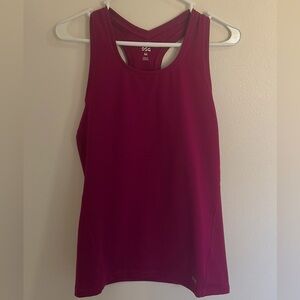 maroon tank
